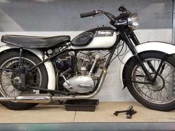 T 20 TIGER CUB 200 TRIUMPH BLANC